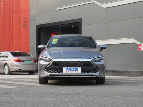 National VI BYD QIN PLUS 2021 EV DM-I 55KM 1.5L 81kW 4 درب 5 صندلی سدان