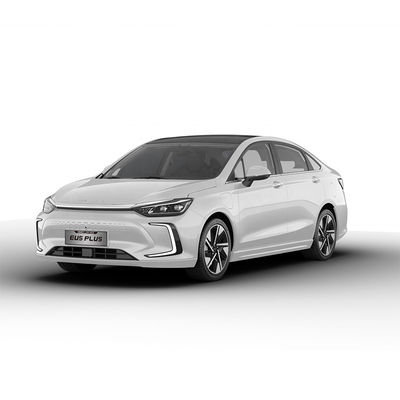 پکن EU5 PLUS تاکسی الکتریکی سدان 163 اسب بخار Uber آنلاین Car Hailing