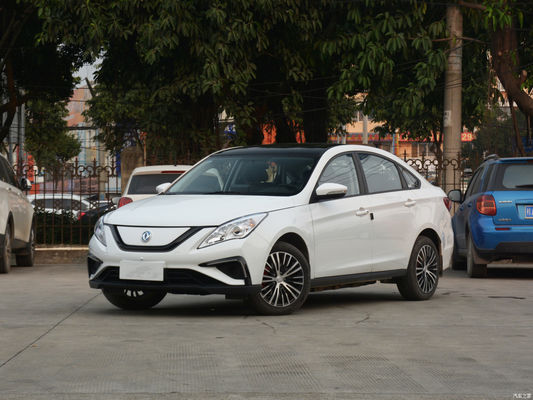 Dong Feng S50 EV تاکسی برقی چینی با بلوتوث GPS Uber آنلاین تماس با ماشین