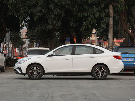 Dong Feng S50 EV تاکسی برقی چینی با بلوتوث GPS Uber آنلاین تماس با ماشین
