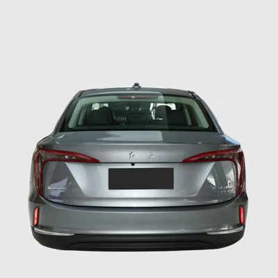 هنگچي E-QM5 لگزري EV سدان متوسط برای سوار شدن آنلاین