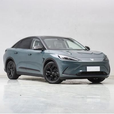 ARCFOX αS سدان الکتریکی چینی رانندگی مستقل با هواوی
