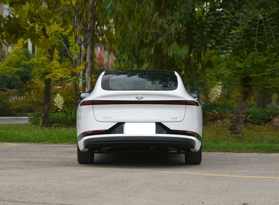 Chang'an A07 Sedan EV و Reev دو ترکیب عمر باتری 515 کیلومتر (EV) و 1200 کیلومتر (1.5T موتور Reev)