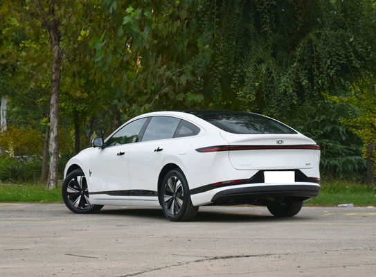 Chang'an A07 Sedan EV و Reev دو ترکیب عمر باتری 515 کیلومتر (EV) و 1200 کیلومتر (1.5T موتور Reev)