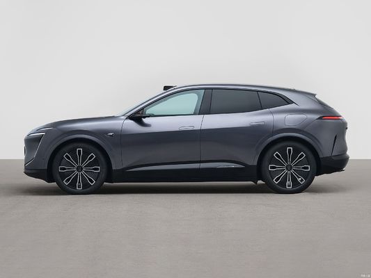 چانگان آواتار 07 یک مارک جدید با کیفیت بالا است که به طور مشترک توسط CATL، هواوی و Chang'an Automobile ایجاد شده است.که باعث می شه که مقرون به صرفه ترین درایو هوشمند باشه