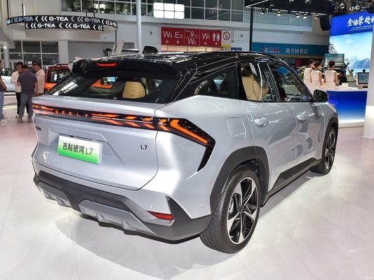 جیلی گلکسی L7، با موتورهای 1.5L و 1.5T، با یک محدوده ترکیبی از 1370 کیلومتر و یک محدوده الکتریکی خالص 115 کیلومتر. یک SUV هیبریدی پلاگین مقرون به صرفه است.